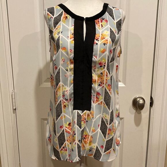 CAbi Tops - CAbi Sleeveless Floral Top With Black Trim